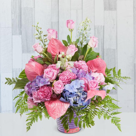 Captivate Your Love: Express Your Deepest Affections with Romantic Flowers That Will Sweep Them Off Their Feet